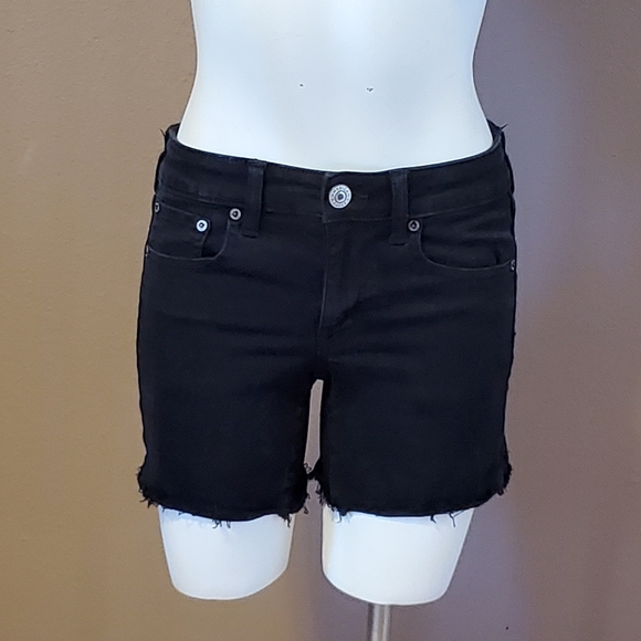 AEO Midi black cut off jean shorts size 4